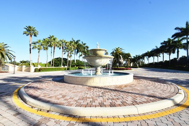 9989 Torino Drive, Lake Worth, FL 33467