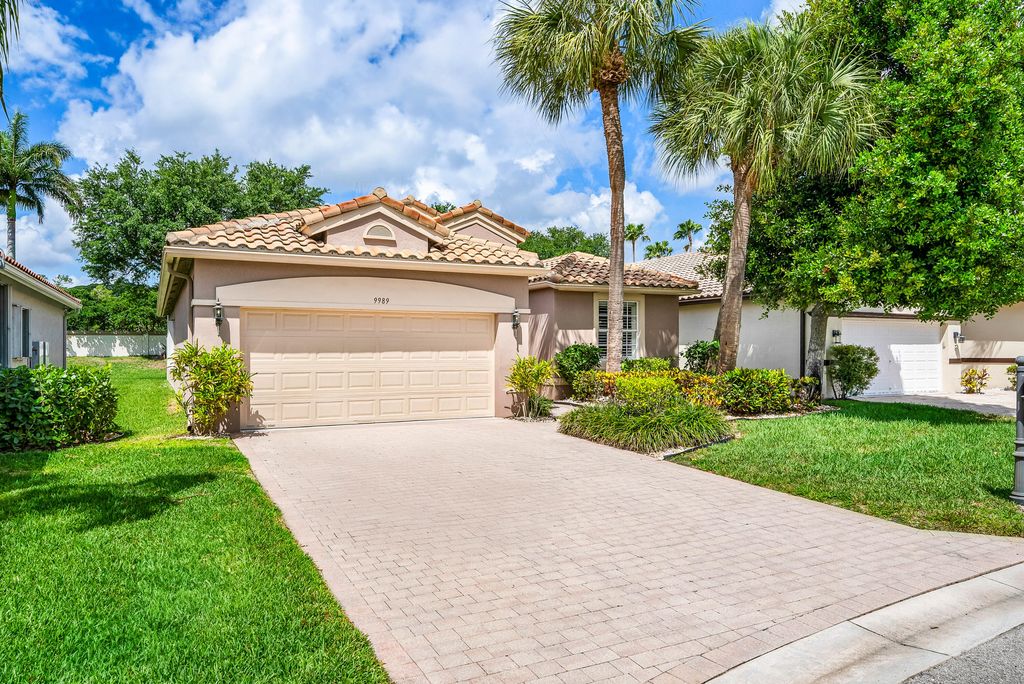 9989 Torino Drive, Lake Worth, FL 33467