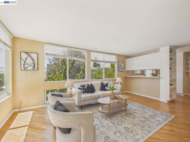 2201 Virginia St 2, Berkeley, CA 94709