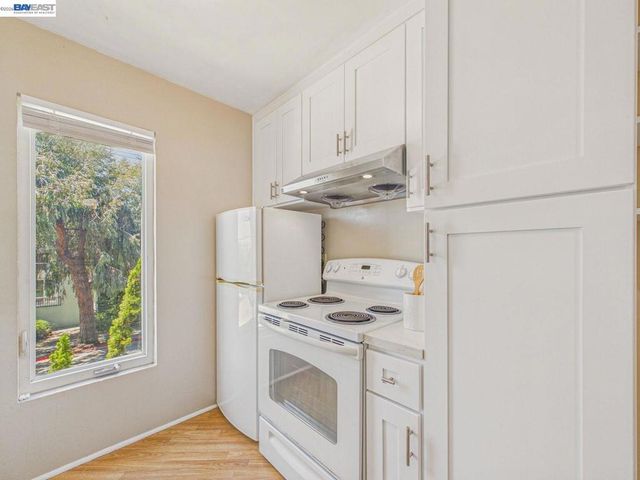 2201 Virginia St 2, Berkeley, CA 94709