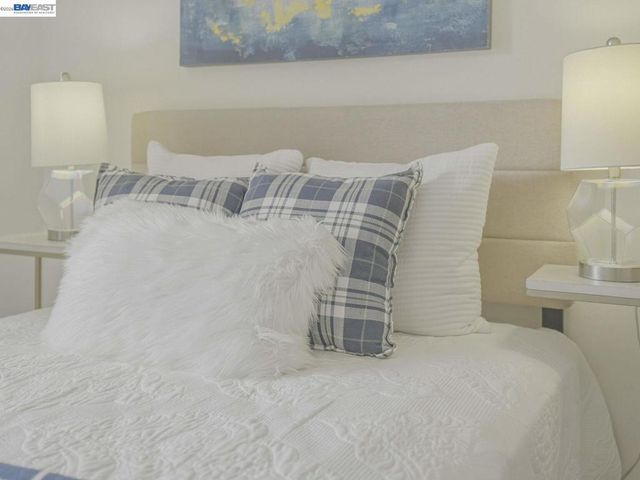 2201 Virginia St 2, Berkeley, CA 94709