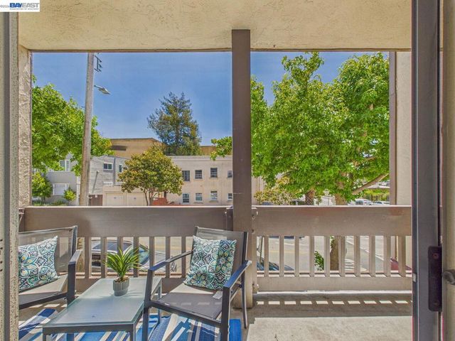 2201 Virginia St 2, Berkeley, CA 94709