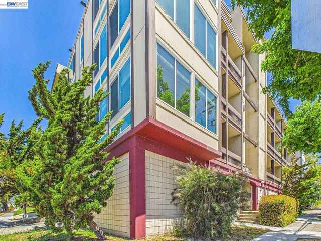 2201 Virginia St 2, Berkeley, CA 94709