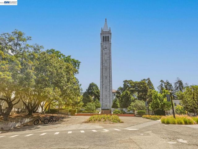 2201 Virginia St 2, Berkeley, CA 94709
