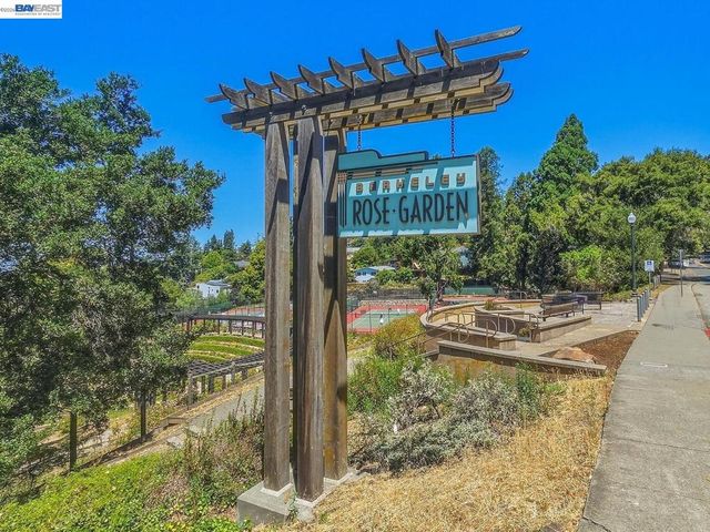 2201 Virginia St 2, Berkeley, CA 94709