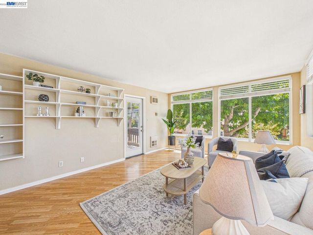 2201 Virginia St 2, Berkeley, CA 94709
