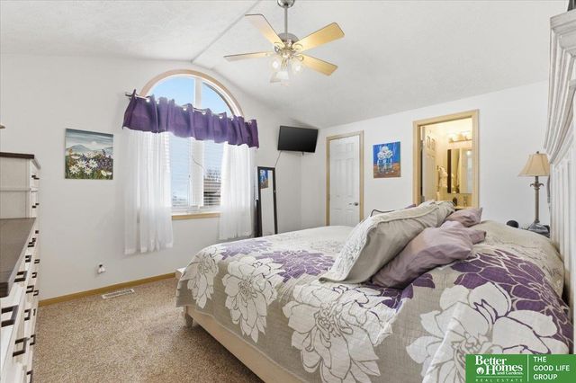 15522 Burdette Street, Omaha, NE 68116