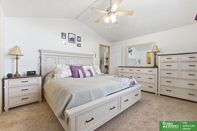 15522 Burdette Street, Omaha, NE 68116