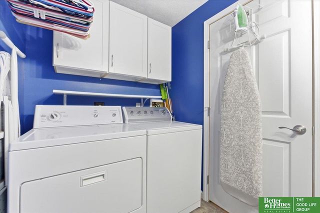 15522 Burdette Street, Omaha, NE 68116