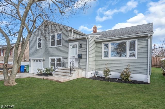 2824 N Stiles St, Linden City, NJ 07036