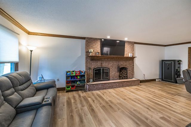 4244 NORMANDY RUE Drive, Erie, PA 16506