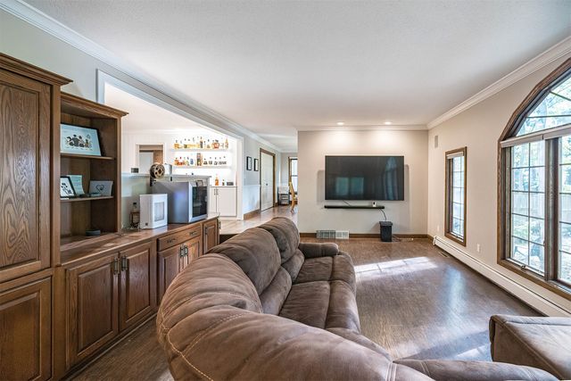 4244 NORMANDY RUE Drive, Erie, PA 16506