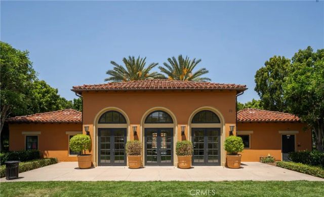 33 Silverado, Irvine, CA 92618