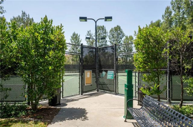 33 Silverado, Irvine, CA 92618