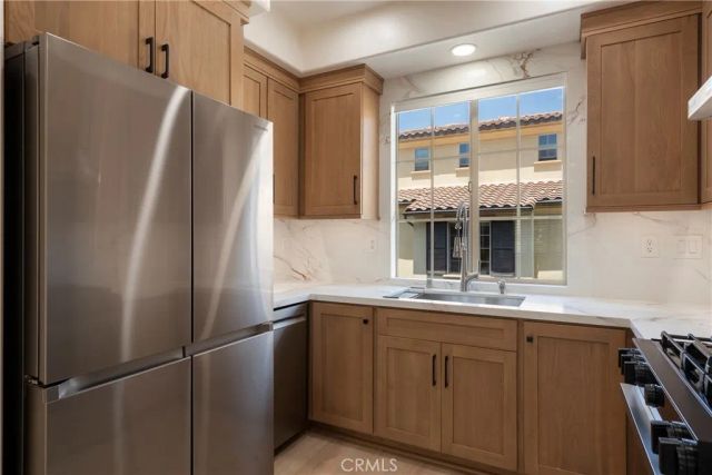 33 Silverado, Irvine, CA 92618
