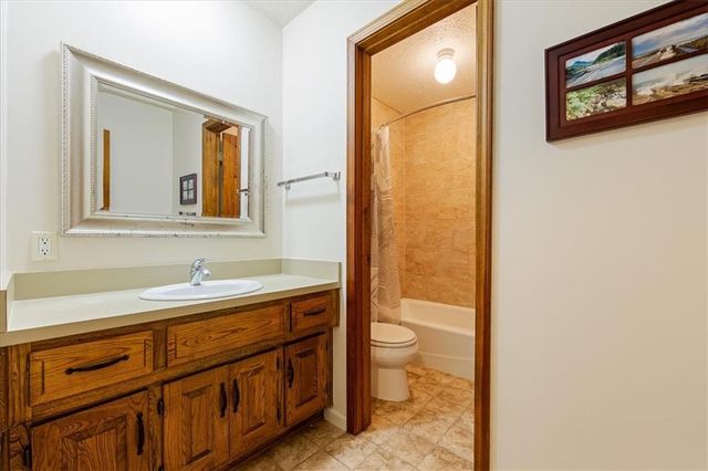 316 Boulder Street, Lawrence, KS 66049