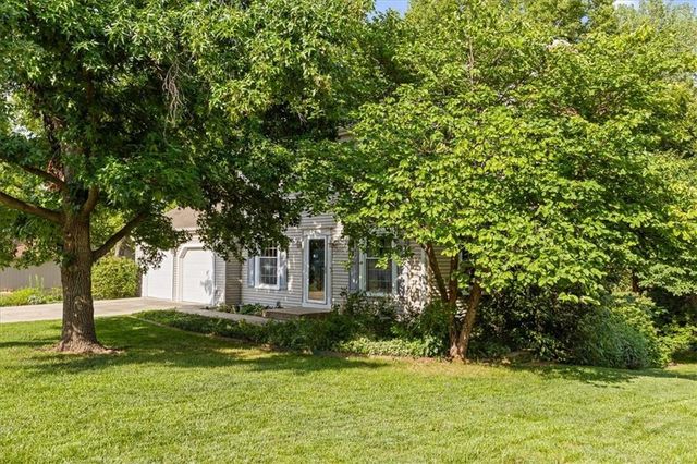 316 Boulder Street, Lawrence, KS 66049