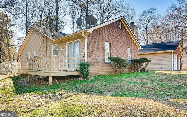 5913 Summerglen Lane, Atlanta, GA 30349
