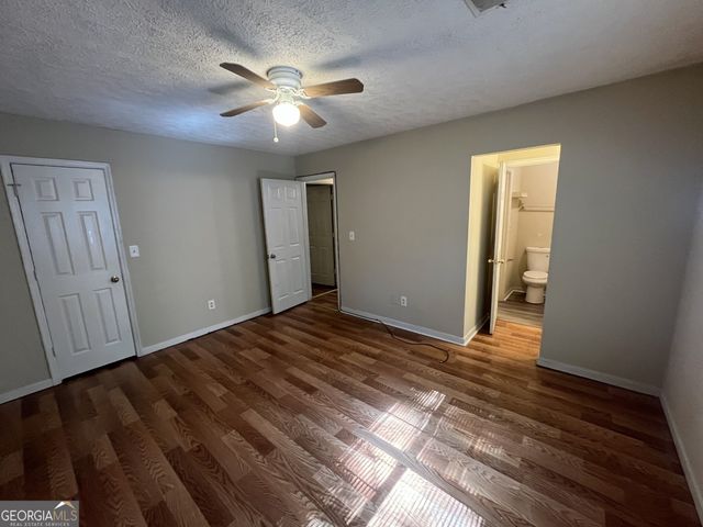 5913 Summerglen Lane, Atlanta, GA 30349