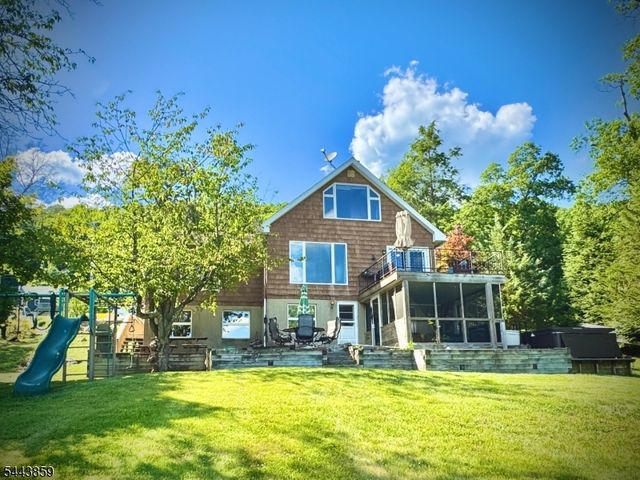 2 Bonning Rd, Frankford Twp., NJ 07860