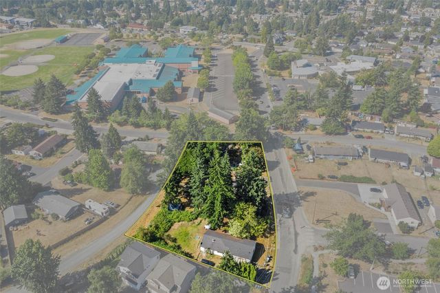 1526 Harrington Avenue NE, Renton, WA 98056