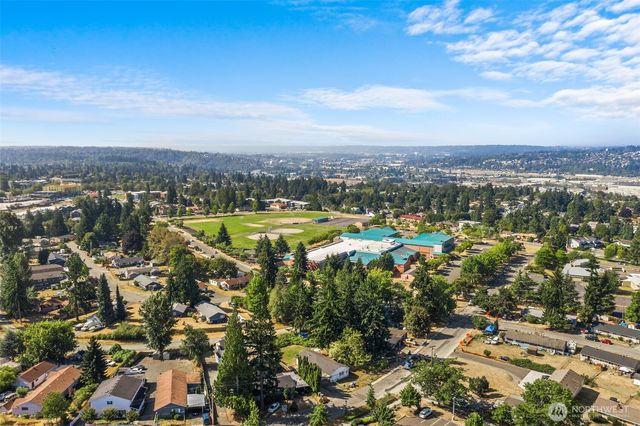 1526 Harrington Avenue NE, Renton, WA 98056