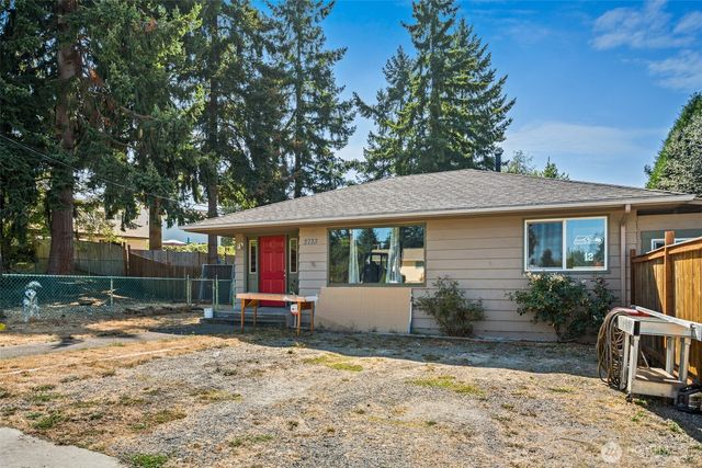 1526 Harrington Avenue NE, Renton, WA 98056