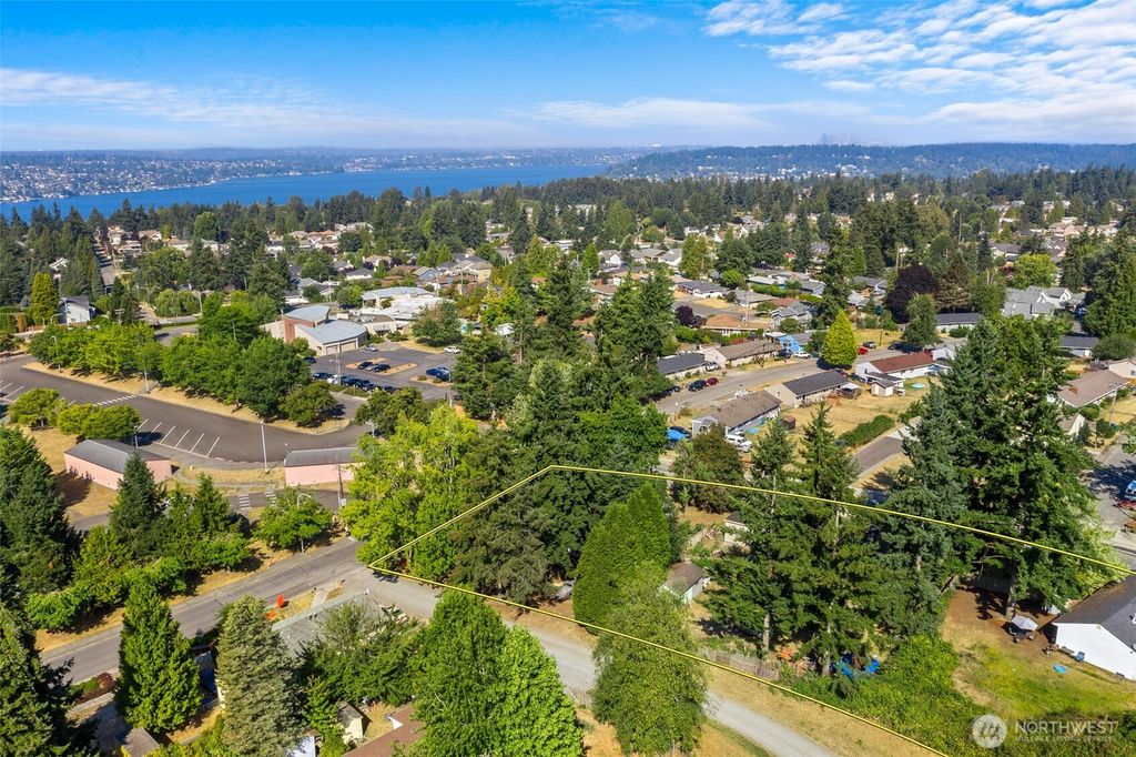 1526 Harrington Avenue NE, Renton, WA 98056