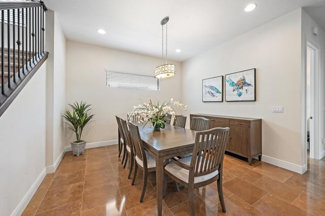 8023 Hobbes Way, Palm Beach Gardens, FL 33418