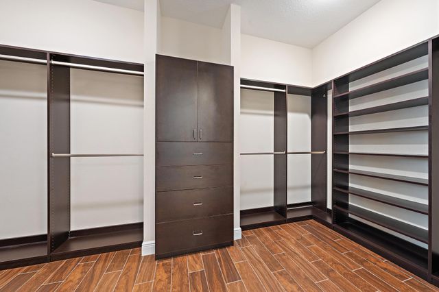 8023 Hobbes Way, Palm Beach Gardens, FL 33418