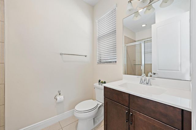 8023 Hobbes Way, Palm Beach Gardens, FL 33418