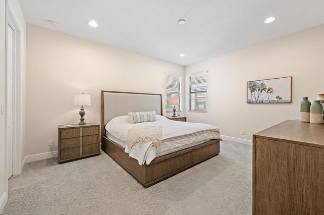8023 Hobbes Way, Palm Beach Gardens, FL 33418
