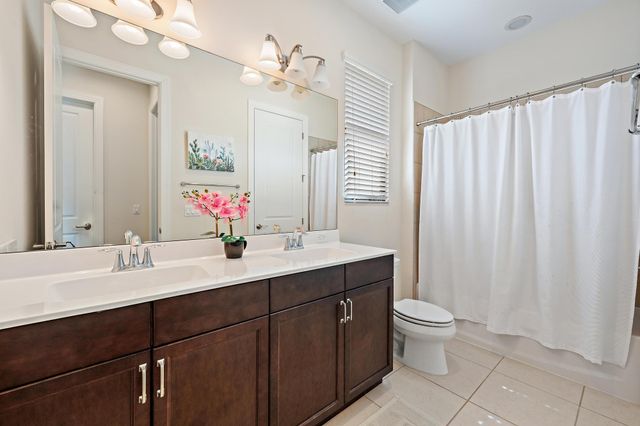 8023 Hobbes Way, Palm Beach Gardens, FL 33418