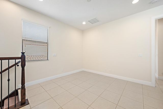 8023 Hobbes Way, Palm Beach Gardens, FL 33418