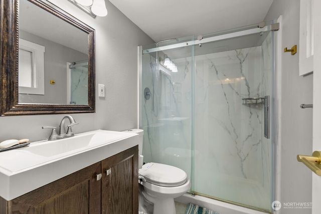 13816 Easy Street NW, Gig Harbor, WA 98329