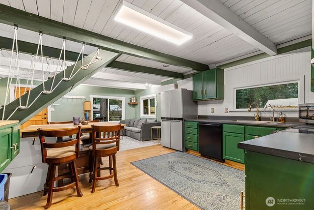 13816 Easy Street NW, Gig Harbor, WA 98329