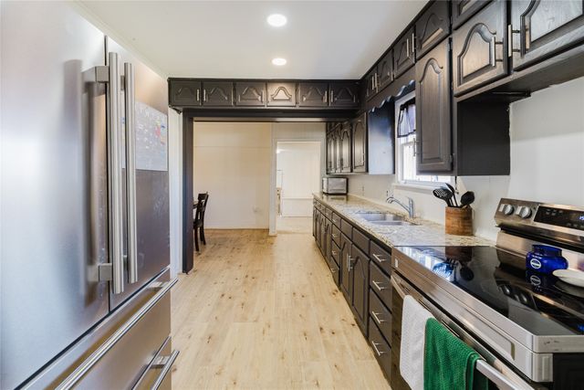 1401 W 12th Street, Cisco, TX 76437