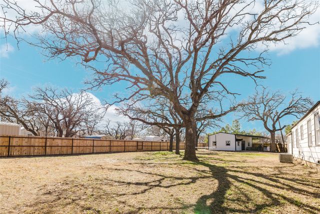 1401 W 12th Street, Cisco, TX 76437