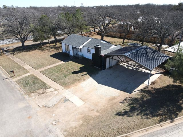 1401 W 12th Street, Cisco, TX 76437