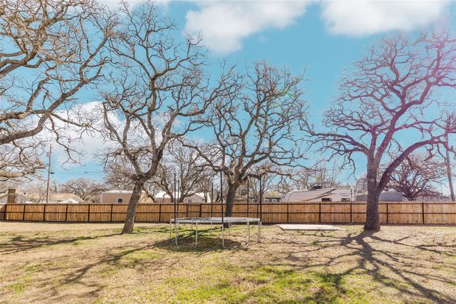 1401 W 12th Street, Cisco, TX 76437