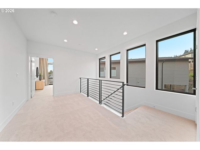 2425 N R St, Washougal, WA 98671