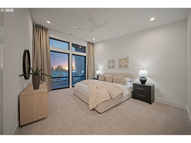 2425 N R St, Washougal, WA 98671