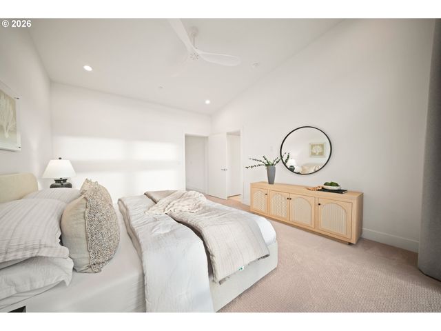 2425 N R St, Washougal, WA 98671