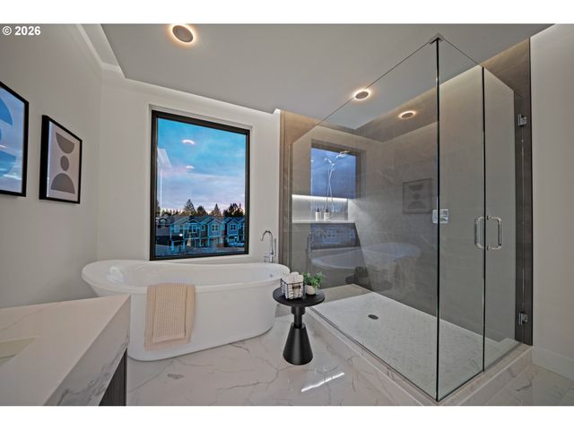 2425 N R St, Washougal, WA 98671