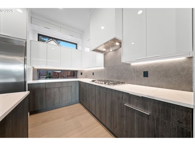 2425 N R St, Washougal, WA 98671