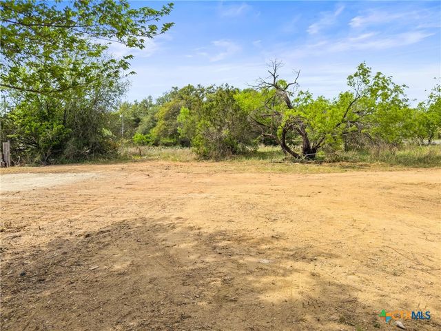 933 County Road 118, Burnet, TX 78611