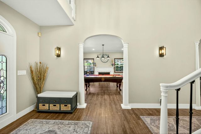 120 Ponderosa Way, Jacksonville, OR 97530