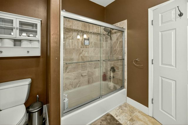 120 Ponderosa Way, Jacksonville, OR 97530