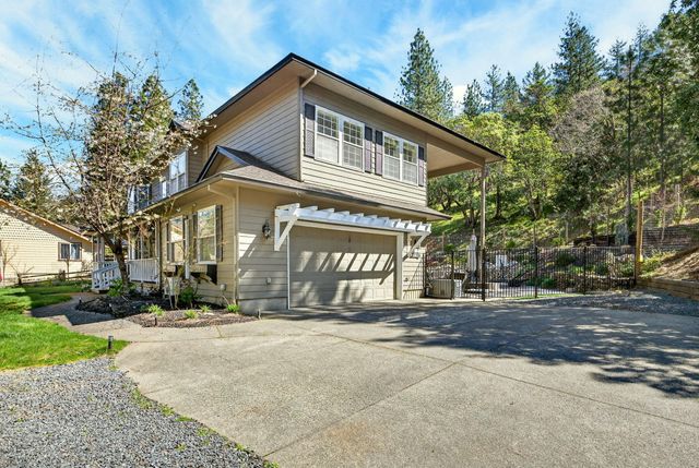 120 Ponderosa Way, Jacksonville, OR 97530