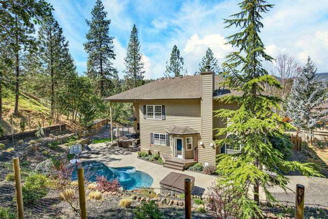120 Ponderosa Way, Jacksonville, OR 97530